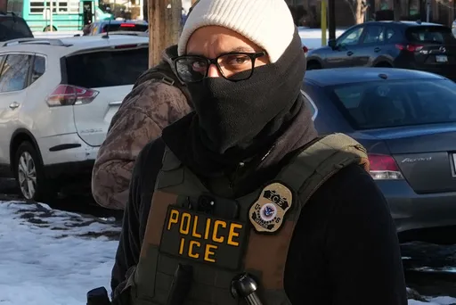 Haushaltsblockade: Trump droht mit ICE-Einsatz an Flughäfen