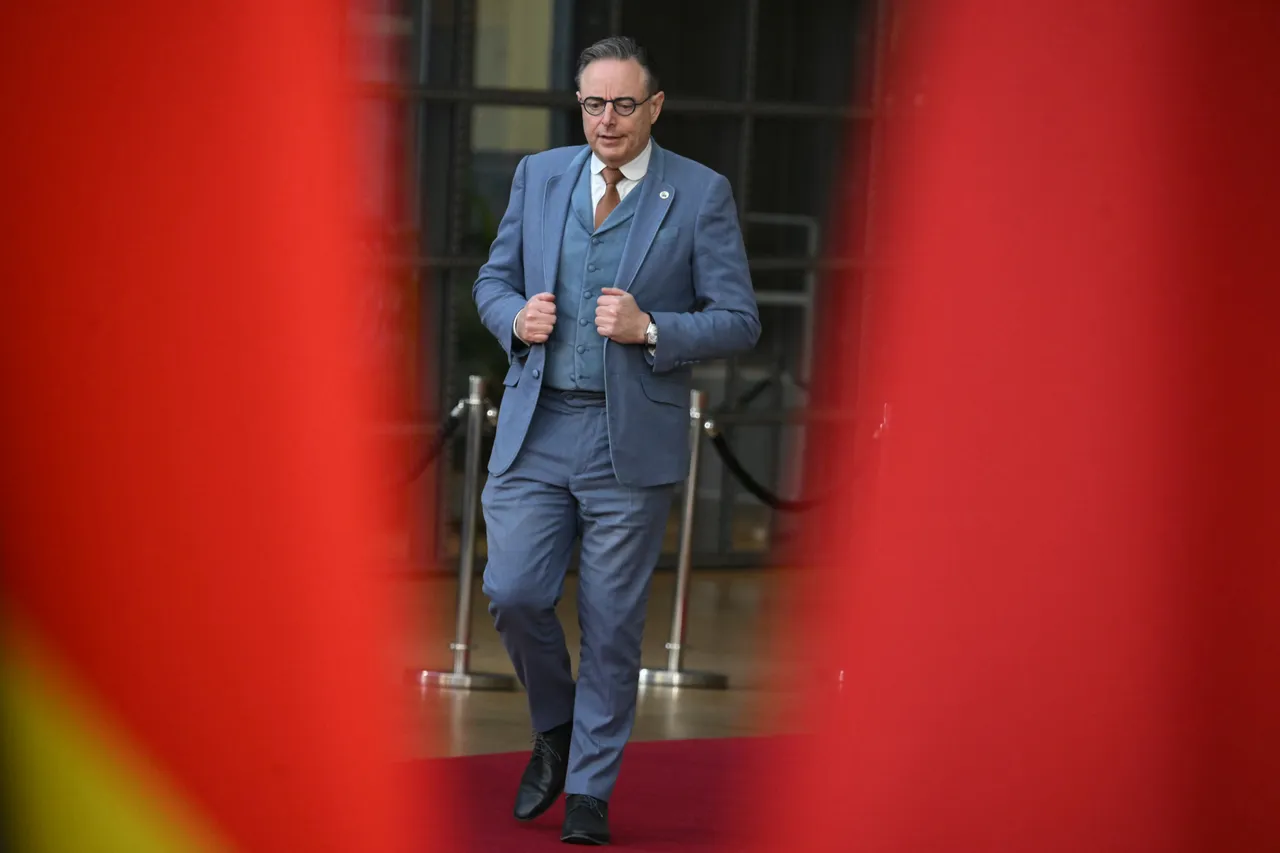 Minister De Wever over de begroting: ‘De doelstelling moet op 4 miljard liggen, of zelfs hoger’