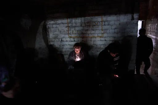 ملايين الإسرائيليين بالملاجئ إثر صواريخ إيرانية.. و5045 مصاباً منذ بدء الحرب على إيران