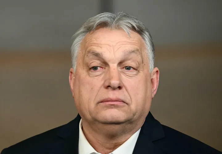 Hungary to phase out gas deliveries to Ukraine amid pipeline dispute