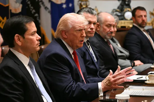 Trump mulls taking 'control of Iranian oil,' claims Tehran desperate for deal