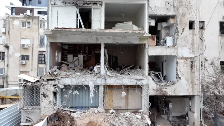 Иран нанес 10-й удар по Израилю за сутки: под обстрелом Тель-Авив и центр страны