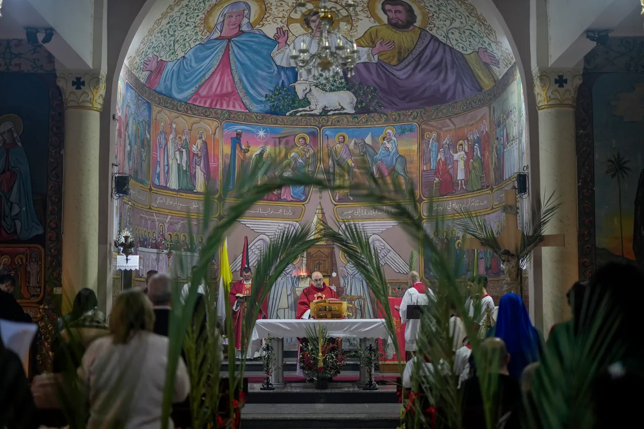 Gaza Christians mark Palm Sunday with prayers for peace amid genocide