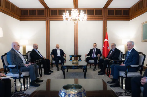 Ministri i Jashtëm i Türkiyes takohet me delegacionin e Hamasit