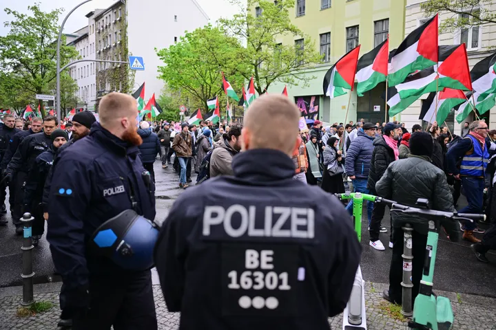 Ostermärsche: Demonstrationen für den Frieden in rund 70 Städten