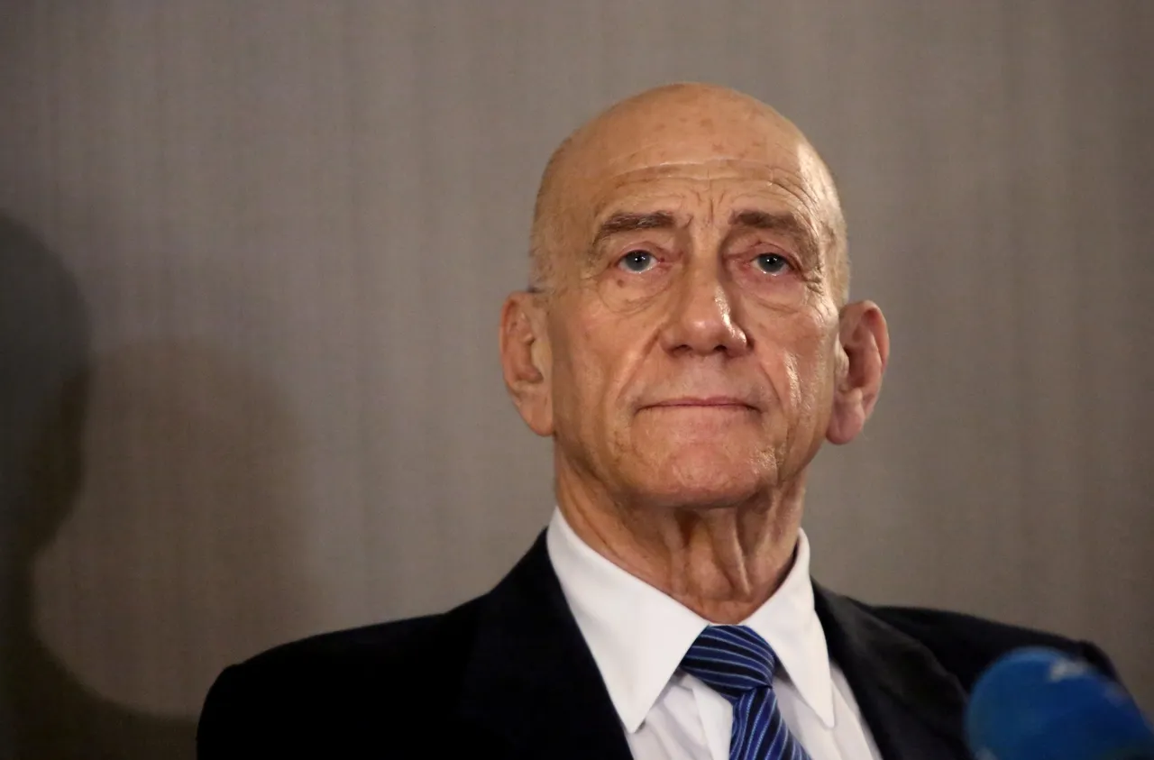 Ex-Israeli PM warns of war crimes in the occupied West Bank