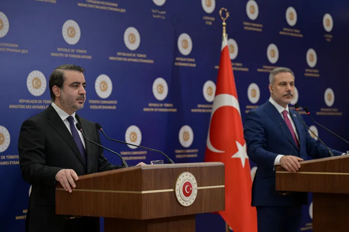 فيدان يدعو العالم للتصدي لأي خرق إسرائيلي للهدنة.. والشيباني: الانتهاكات المستمرة أفشلت وساطة واشنطن