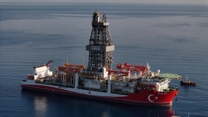 Historische Mission: Türkisches Tiefsee-Bohrschiff „Çağrı Bey“ erreicht Somalia