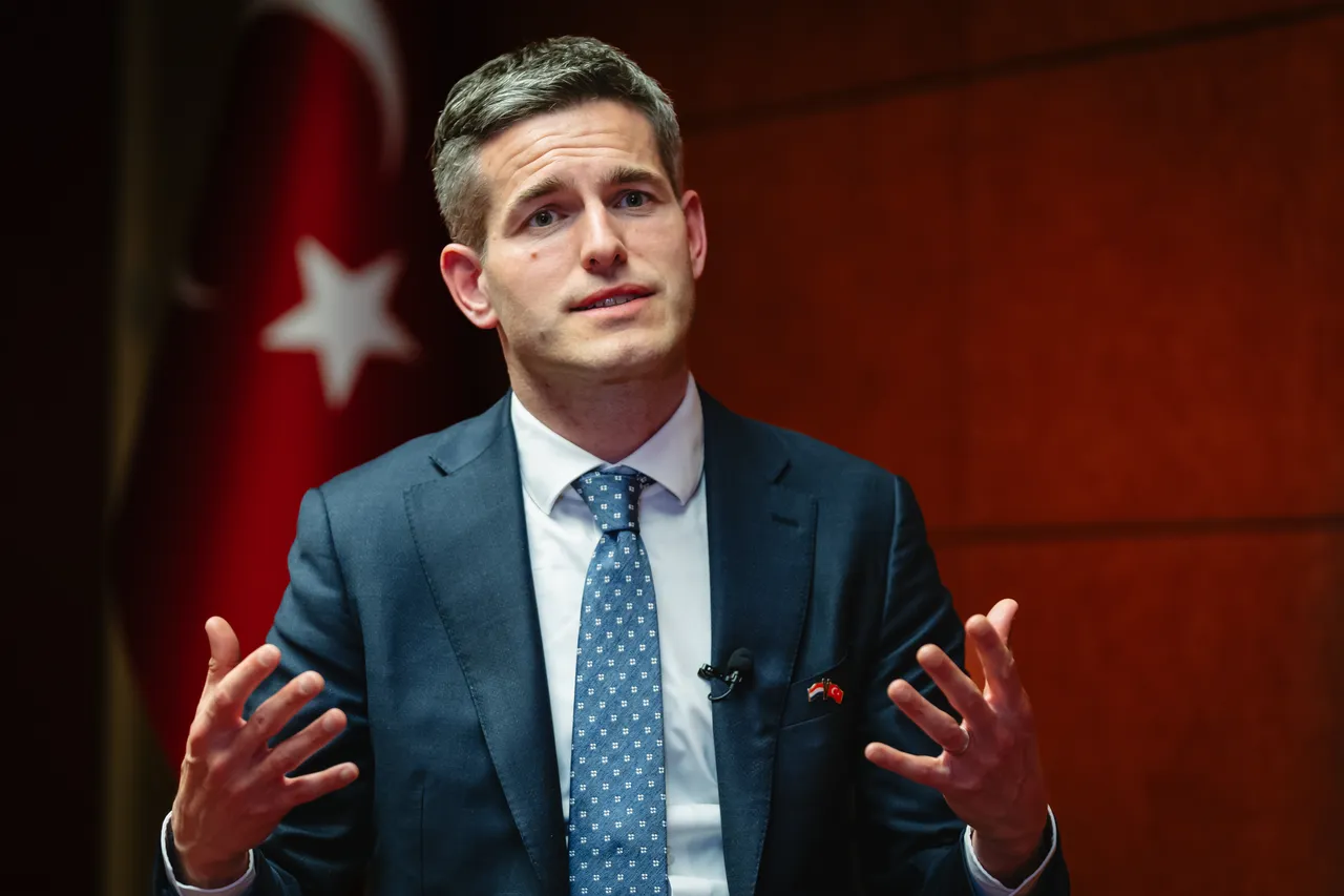 Holanda: Anëtarësimi në NATO jetik për interesat e ShBA-së, thekson rolin kyç të Türkiyes