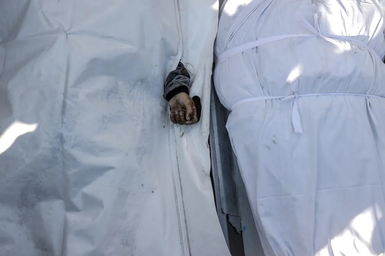 Të paktën gjashtë të vrarë në sulmin e fundit ajror izraelit në kampin e refugjatëve në Gaza