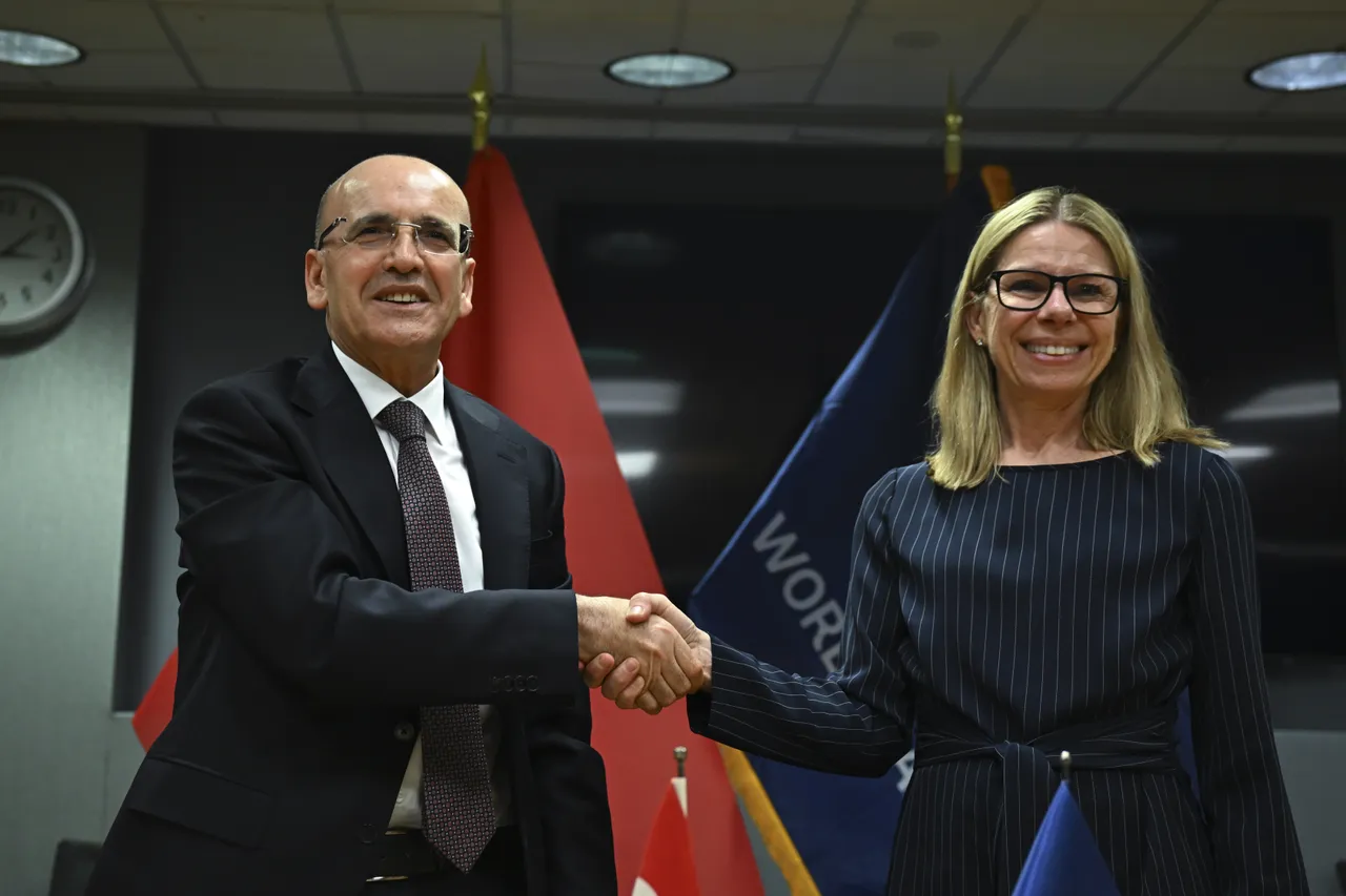 Türkiye secures World Bank financing for major Istanbul rail crossing