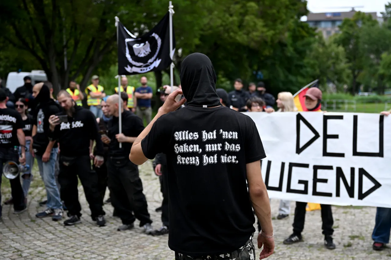 Behörden: Deutlich mehr rechte Gewalttaten in Brandenburg