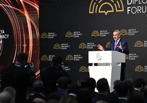 Fidan: Türkiye zgjeron rolin diplomatik, Antalya bëhet qendër tërheqëse për liderët botërorë