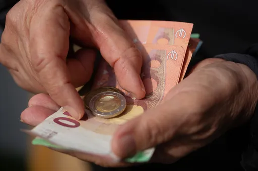 Umfrage: 82 Prozent glauben nicht an ausreichende Rente im Alter