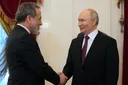 Moscow will do 'everything' to help secure Mideast peace, Putin assures Araghchi