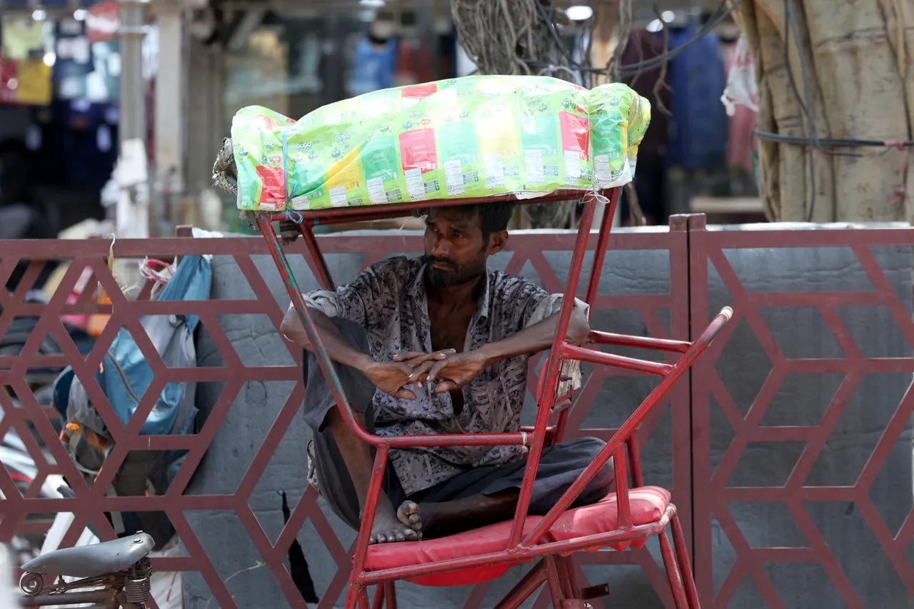 Deadly heat wave hits India as authorities mull relief measures