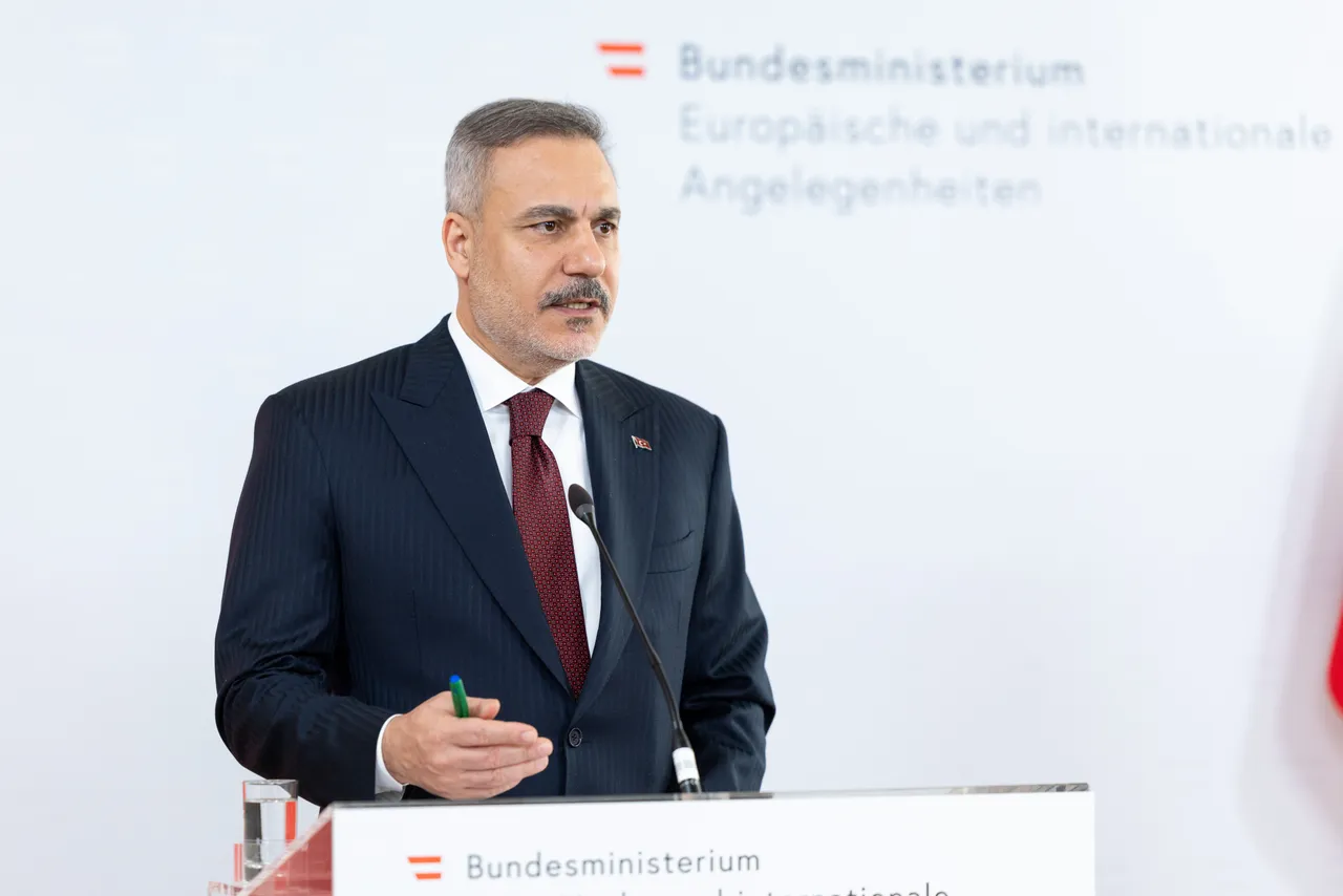 Fidan bën thirrje për presion ndaj Izraelit për t'i parandaluar shkeljet e planit të paqes në Gaza