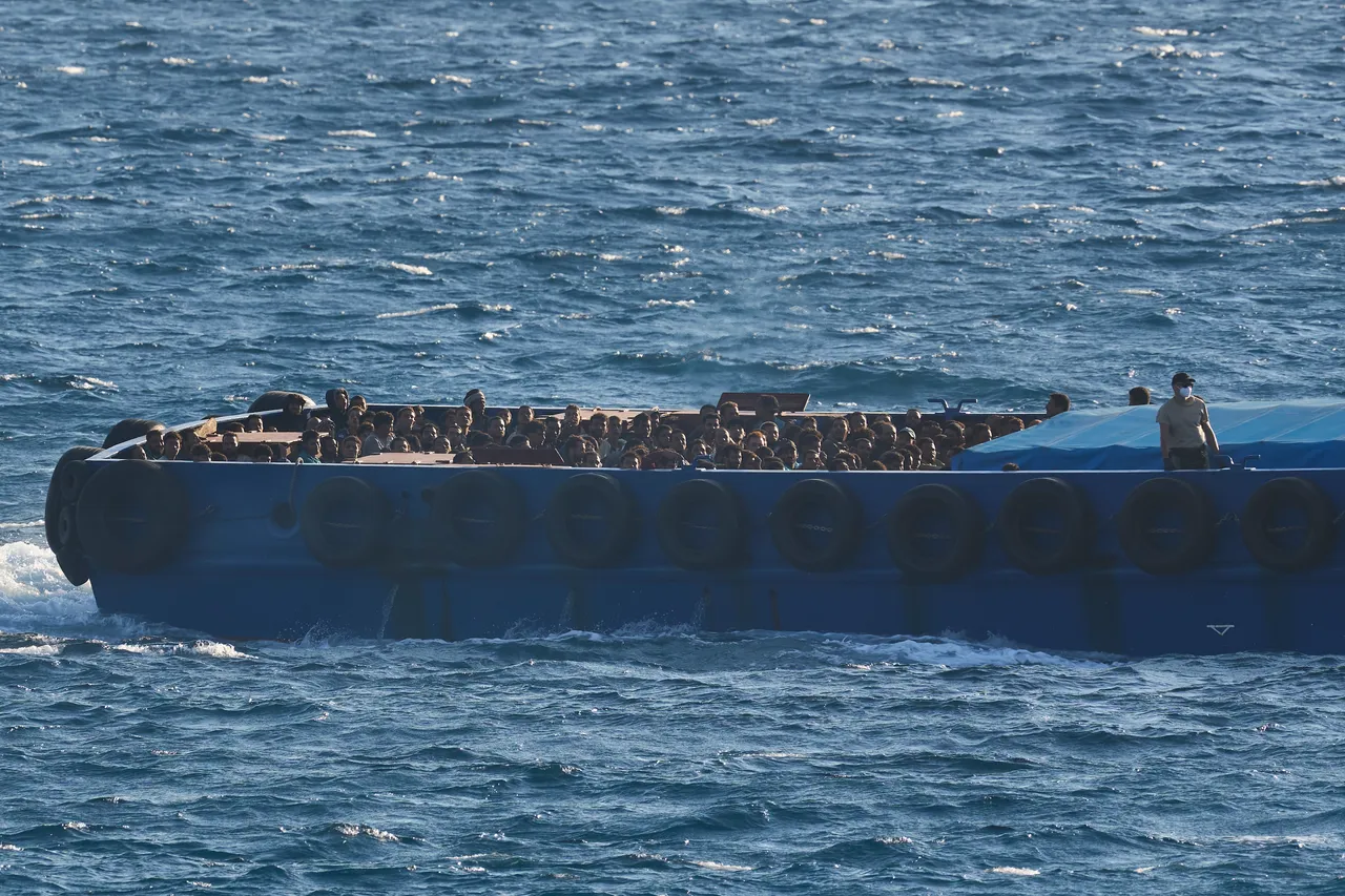 Libyan Red Crescent recovers 17 bodies from stranded migrant vessel