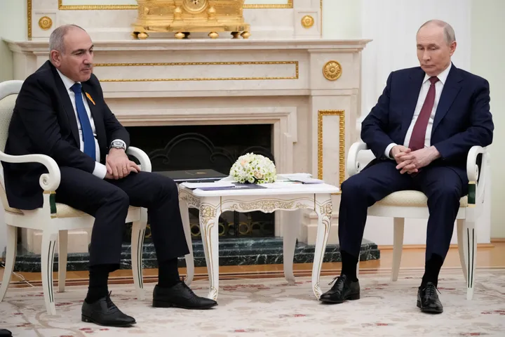 Россия вызвала посла Армении