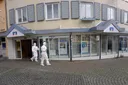 Menschen aus Bank befreit - Was wir wissen und was nicht