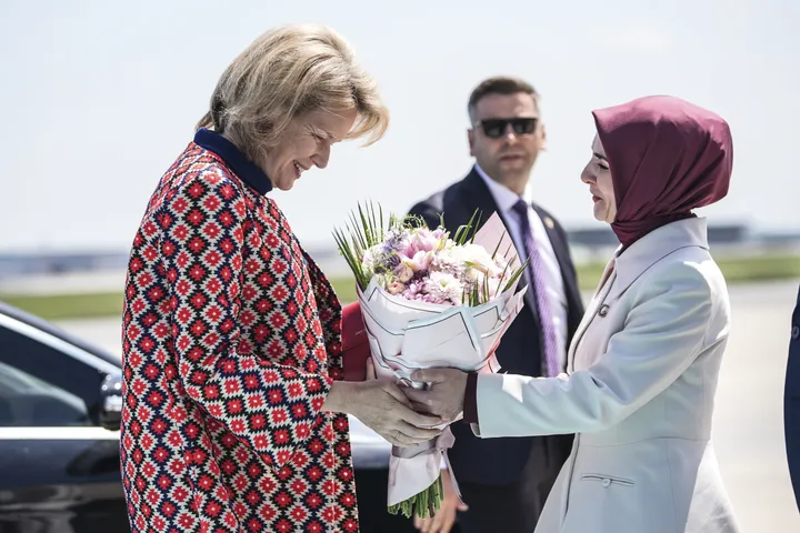 Belgijska kraljica Mathilde doputovala u Istanbul predvodeći ekonomsku misiju u posjeti Turkiye