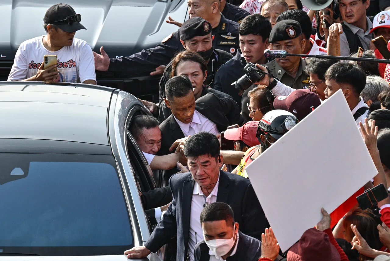 Bekas PM Thailand Thaksin Shinawatra dibebaskan