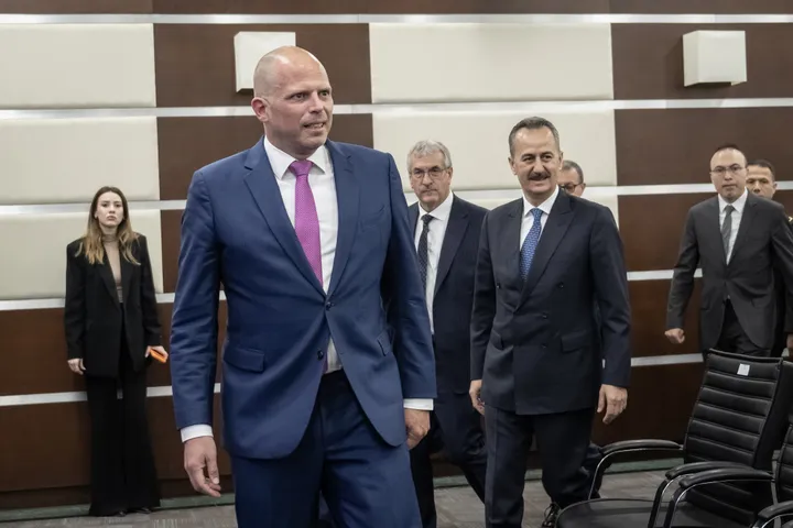 Francken looft Turkse defensie: "Van Baykar-drones tot indrukwekkende maritieme macht"
