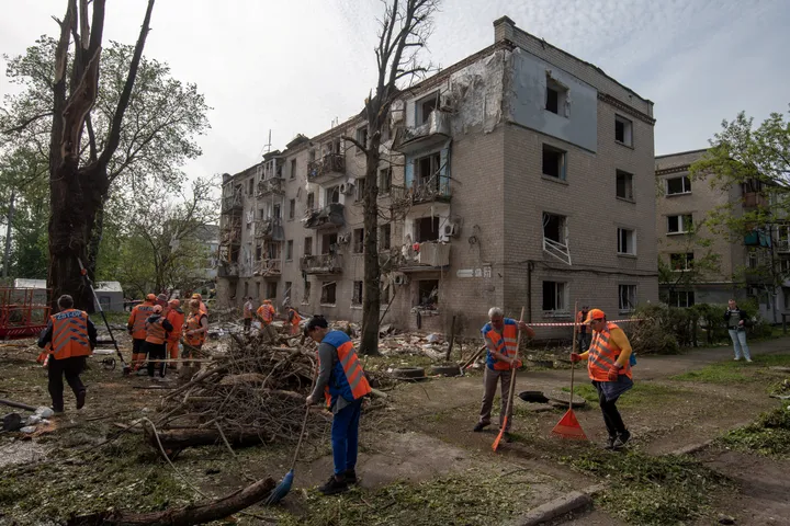 Ukraine : raids nocturnes d’au moins 500 drones russes, plus de 30 blessés