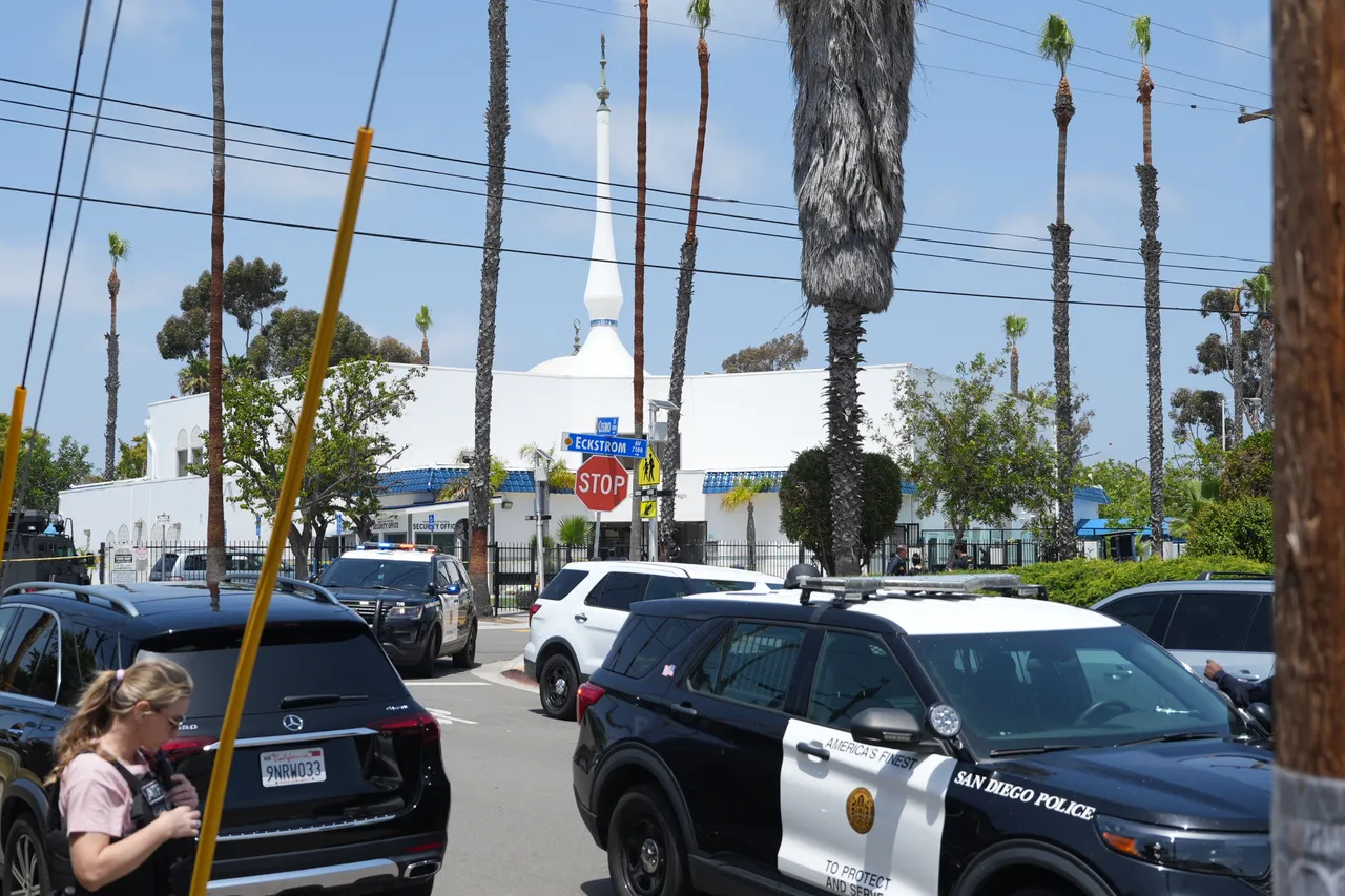 Të shtëna në një qendër Islame në San Diego, vriten pesë persona, përfshirë dy sulmues të dyshuar
