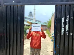 मोदी सरकार द्वारा कश्मीर के संस्थानों पर की गई कार्रवाई के बारे में एक स्कूल बंद होने से क्या सामने आया