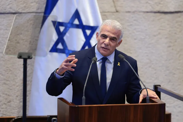 לפיד מתח ביקורת קשה על נתניהו: "עסקת איראן היא אסון, ישראל לא נמצאת סביב השולחן"