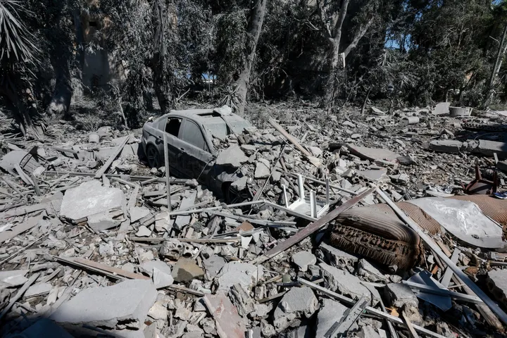 Israel strikes Tyre after declaring 'combat zones' in south Lebanon