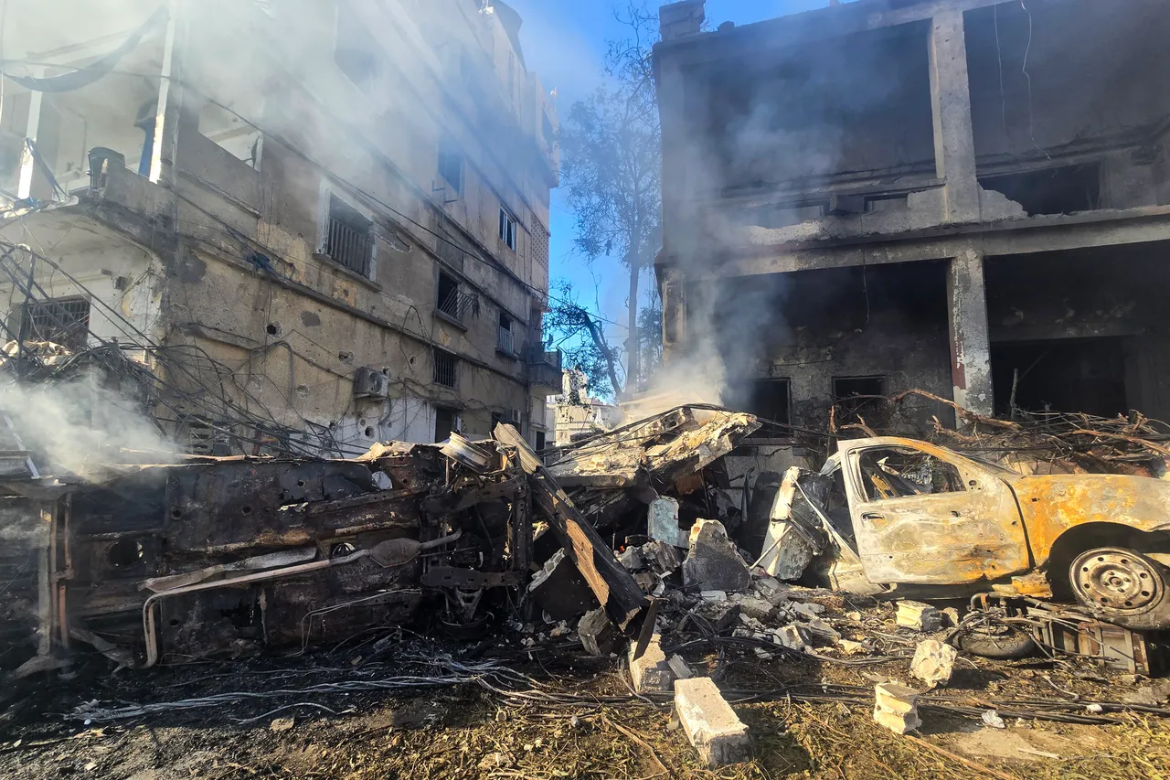 Tyr bombardée, une grande partie du sud Liban déclarée “zone de combat”