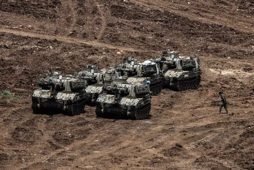 L'armée israélienne annonce une offensive d'envergure dans le Sud du Liban