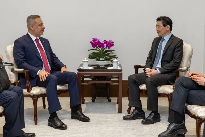 Fidan discusses Türkiye-Singapore ties on Asia-Pacific tour