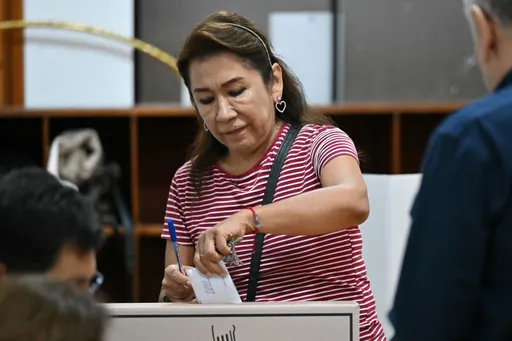 Peruvians head to the polls for presidential runoff