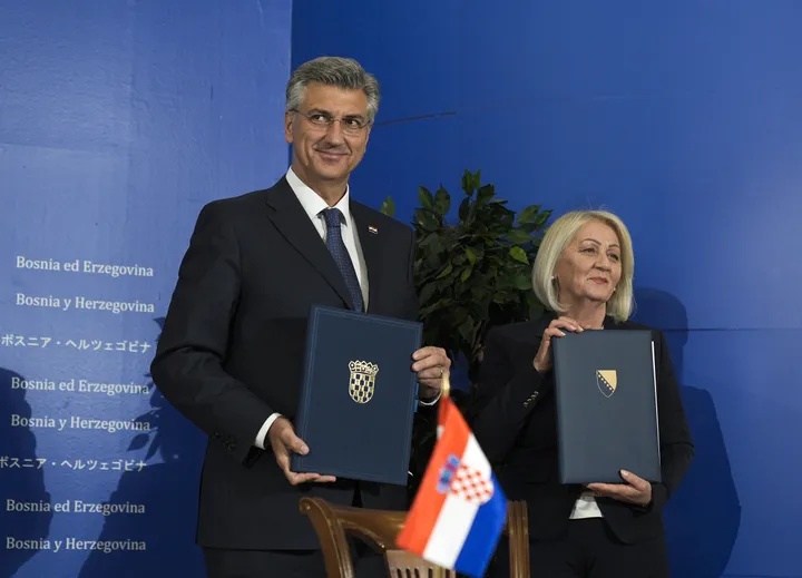 БиХ и Хрватска потпишаа договор за граничните премини