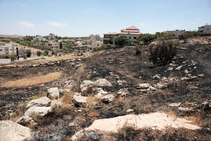Israeli illegal settlers destroy sole water supply line to Umm Safa in occupied West Bank