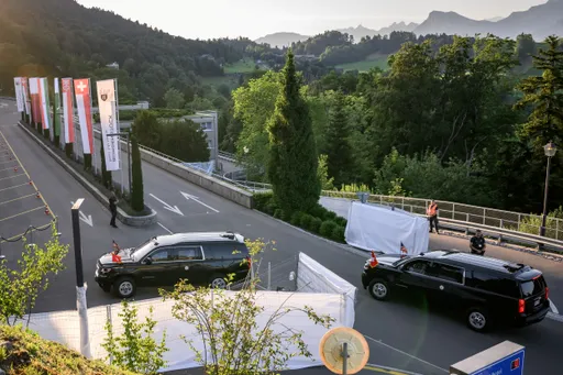 États-Unis-Iran: les négociateurs iraniens et le vice-président américain Vince en Suisse