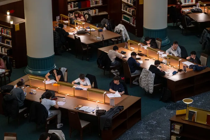 More and more young Turks are visiting libraries. What’s going on?