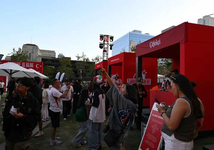 Turkish Vibe Zone draws thousands in Los Angeles amid World Cup run