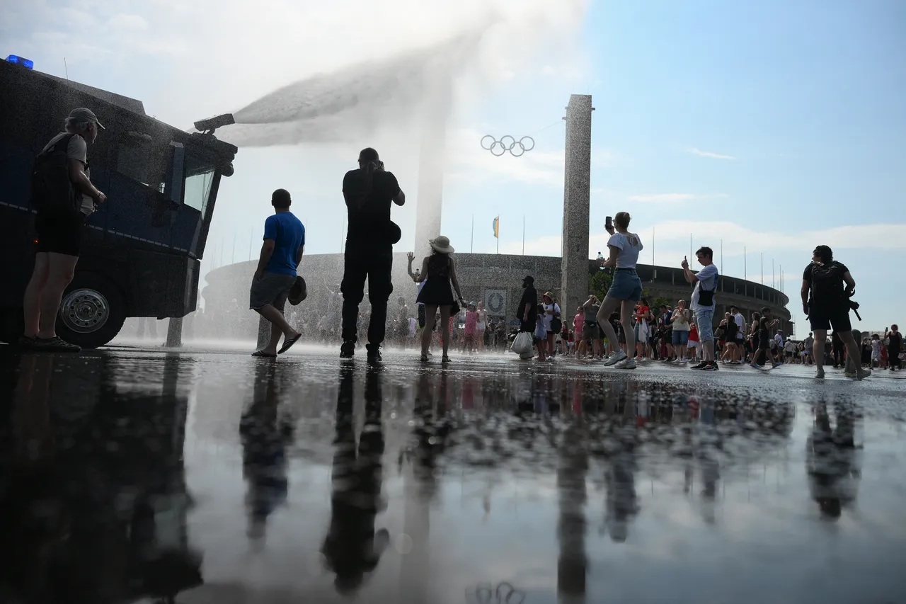 Temperature records galore in Europe as heatwave death toll swells