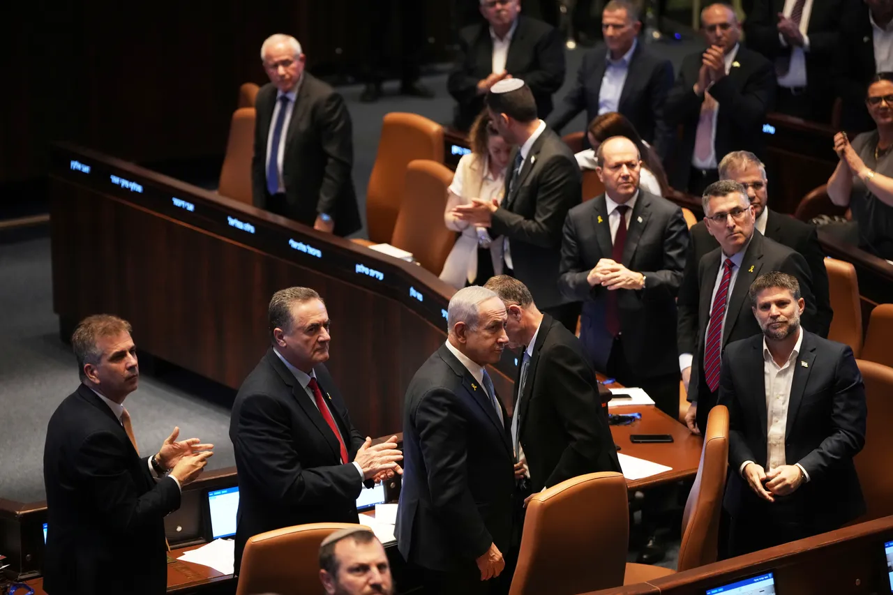 סקר ערוץ 12: הליכוד עלה במושב אחד, נתניהו חזר להוביל