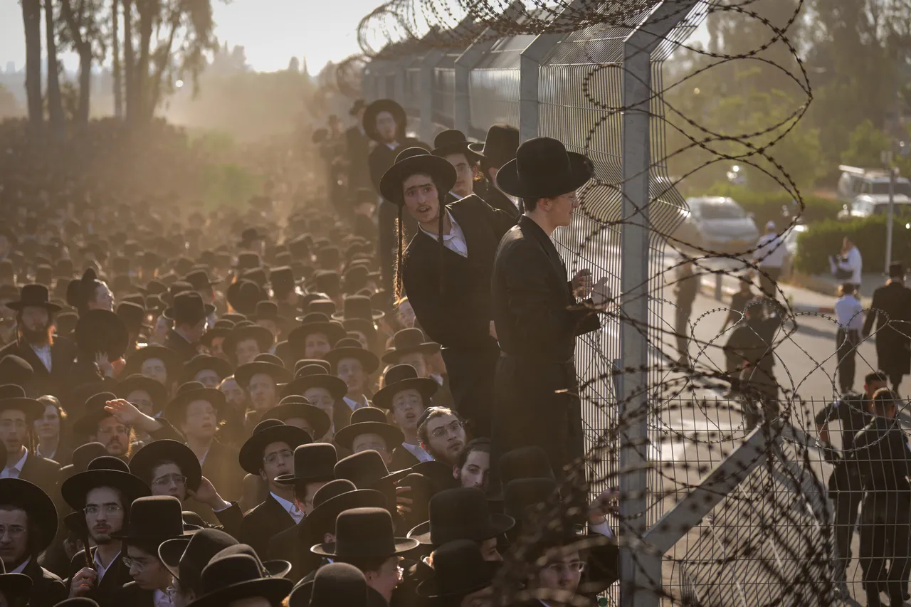 Israeli opposition criticises Netanyahu's Torah study bill as legalising draft evasion