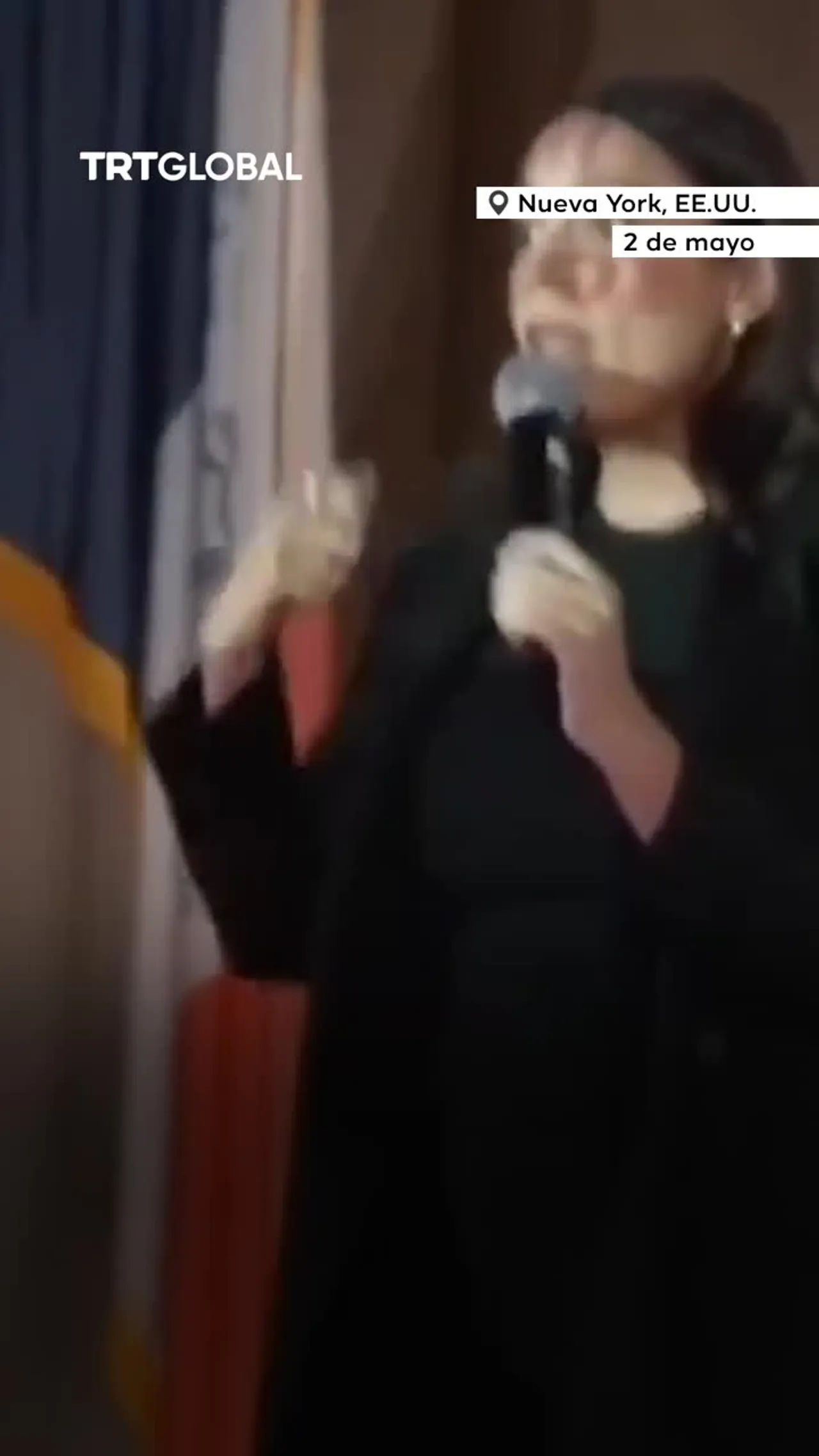 “Eres una criminal de guerra”