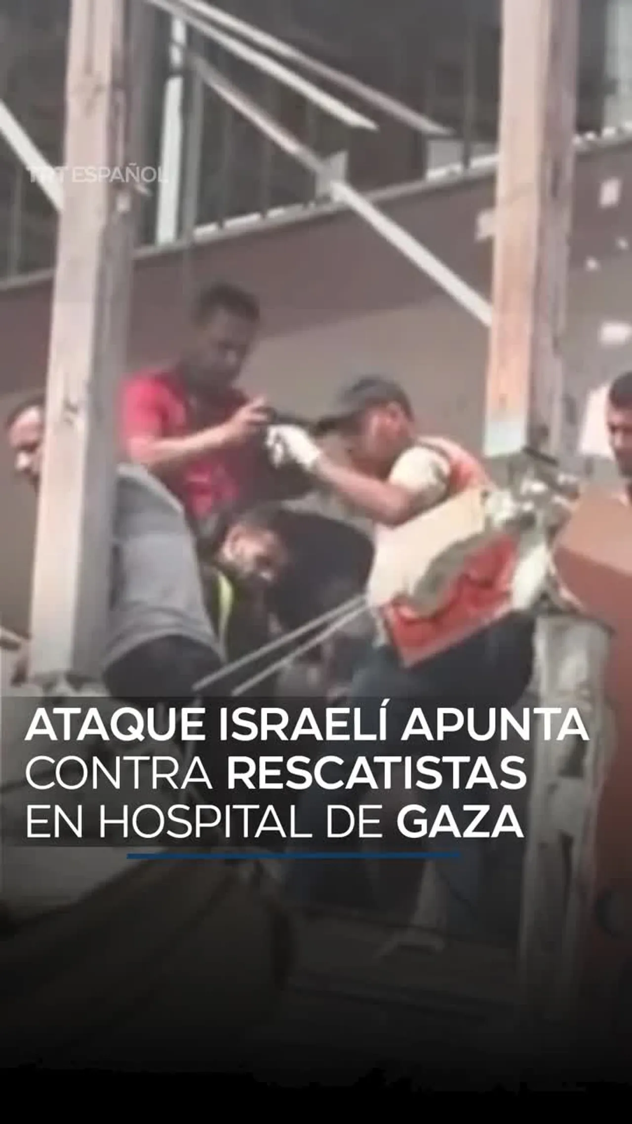Ataque israelí apunta contra rescatistas en hospital en Gaza