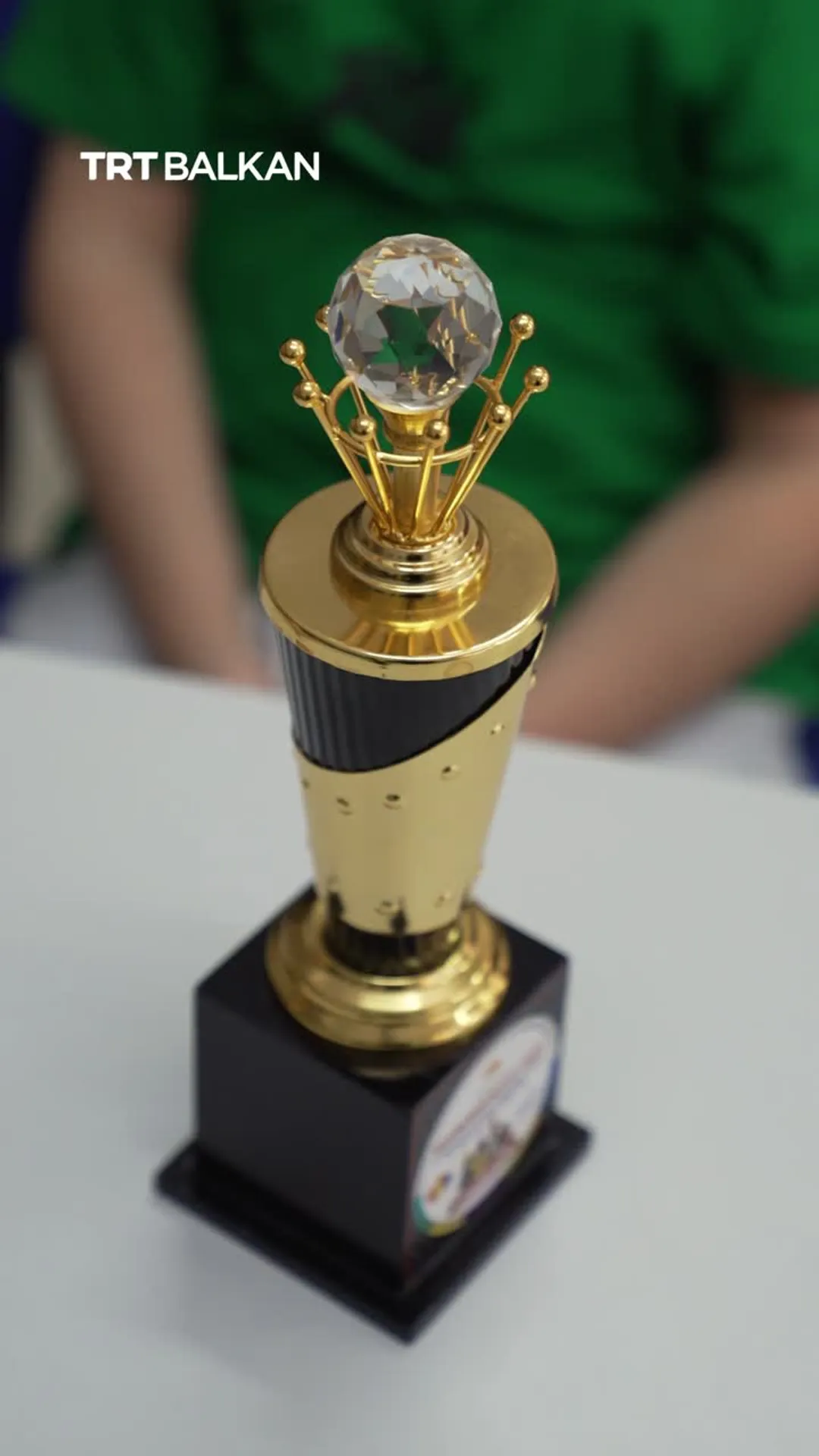 Tre gjeni të vegjël nga Tetova thyejnë rekord botëror në matematikë