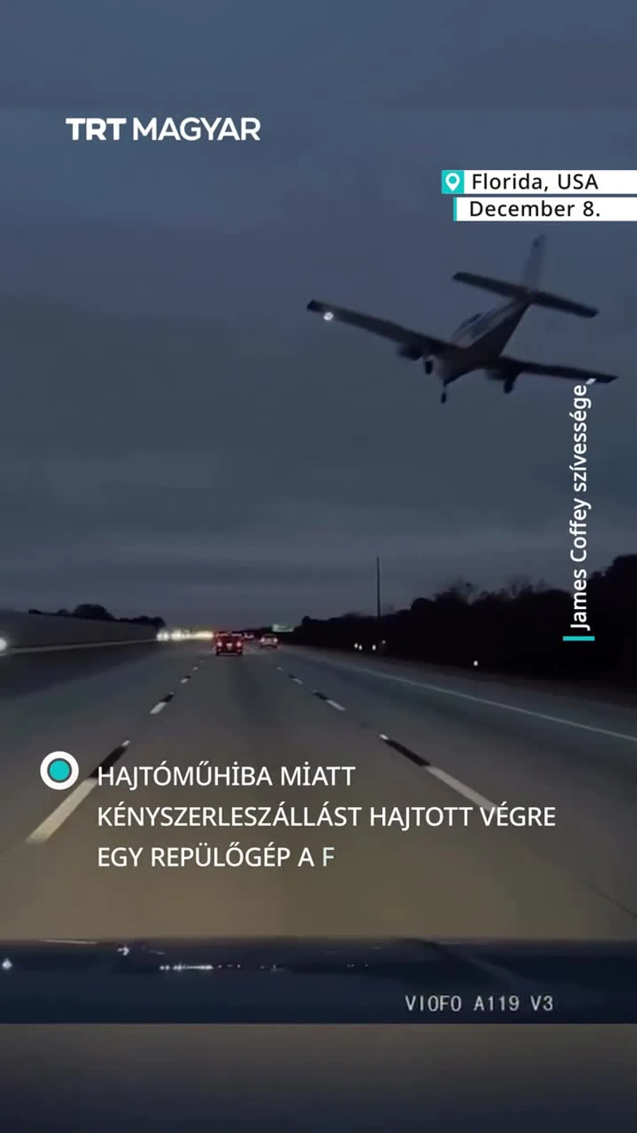 Hajtóműhiba miatt kényszerleszállást hajtott végre egy repülőgép a floridai autópályán