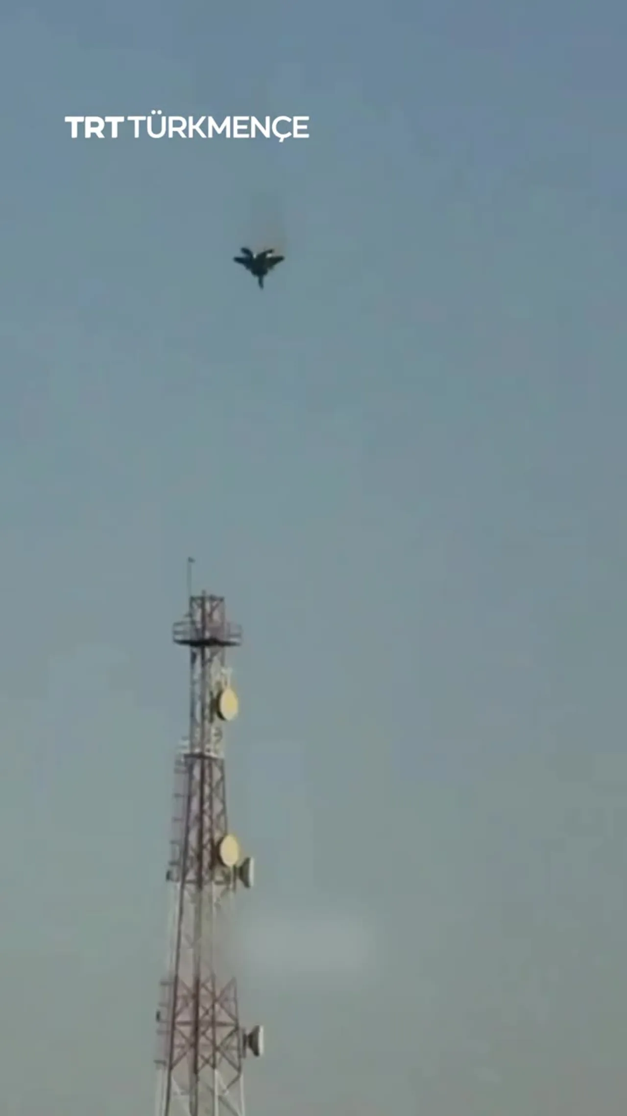 KUWEÝTDE ÝERE GAÇAN ABŞ DEGIŞLI F-15 HARBY UÇARYŇ UÇARMANY ÖZÜNI HOWPSUZ ÝAGDAÝDA KATAPULTIRLEDI