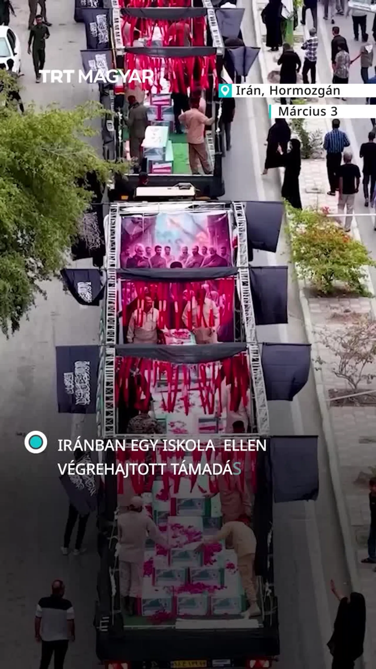 Az életüket vesztett 165 személynek csoportos temetést tartottak Iránban